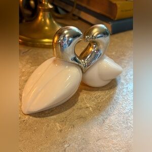 AVON VINTAGE Love Birds x2 Milk Glass Decanter